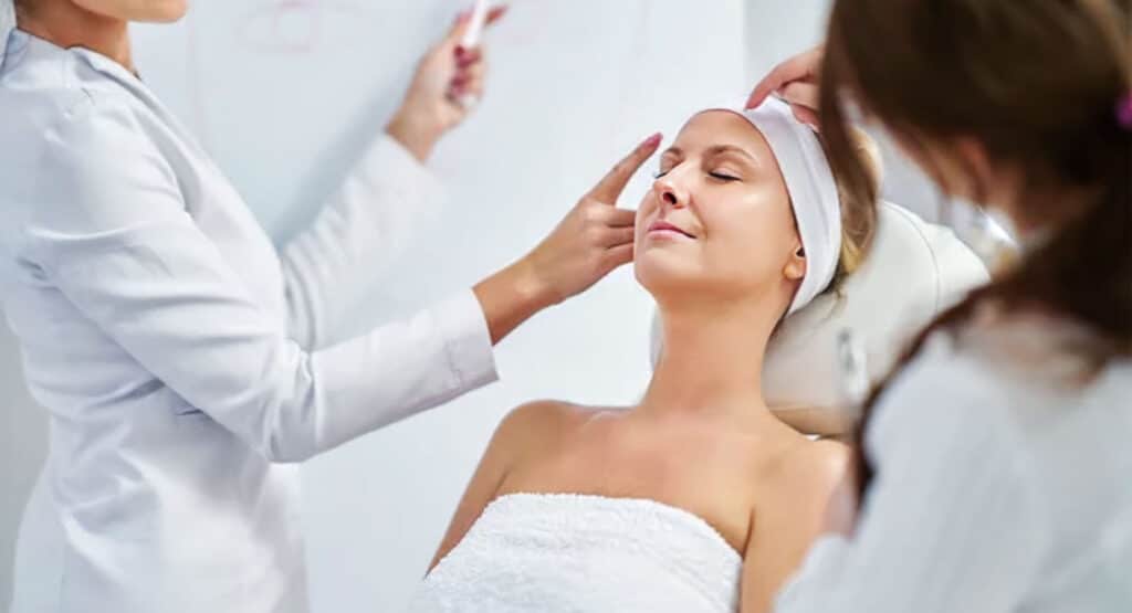 A scene of BROW LIFT training in a beauty salon